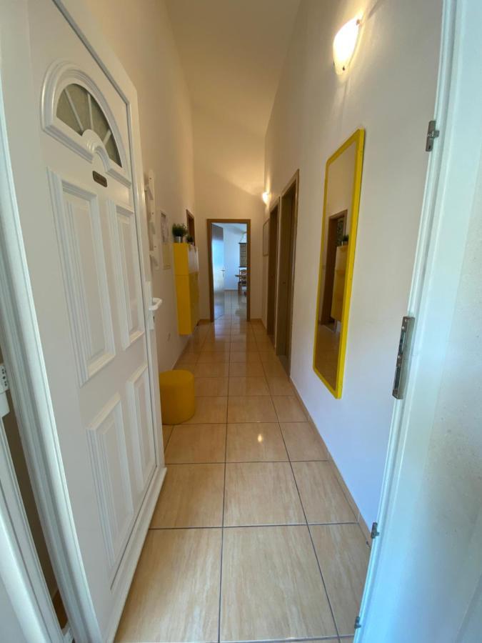 The View Apartment Supetar Exterior photo