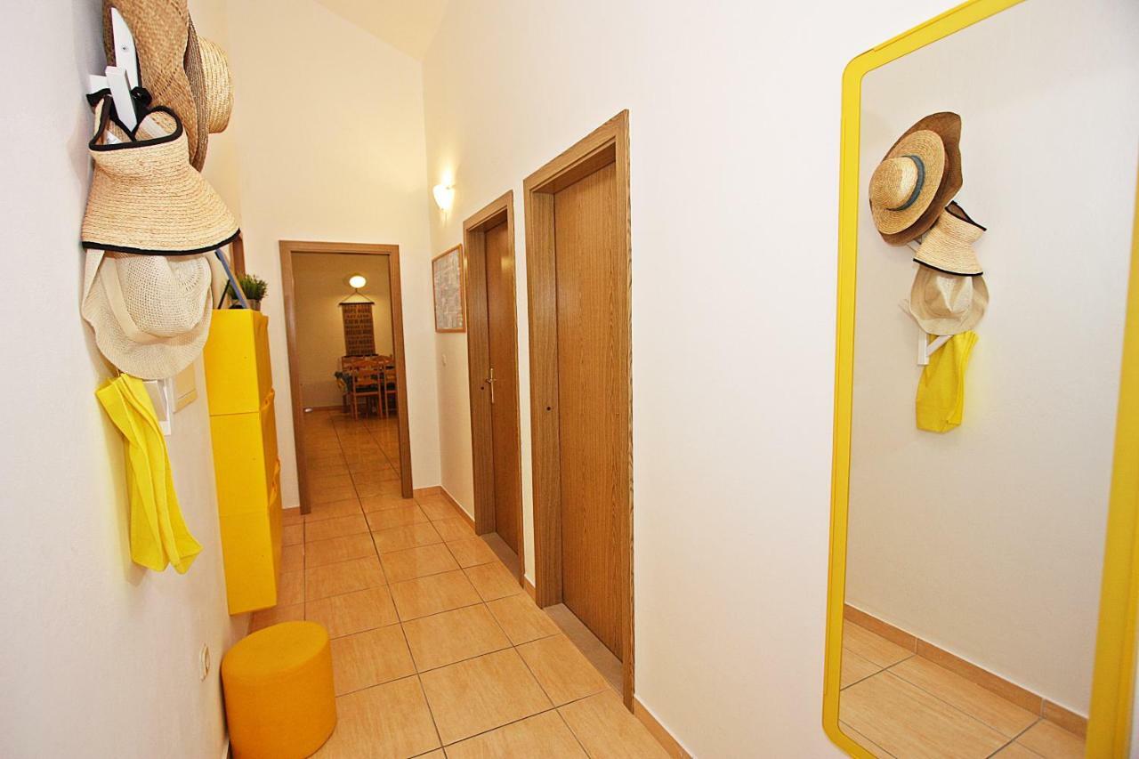 The View Apartment Supetar Exterior photo